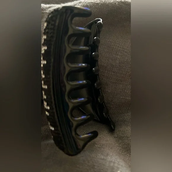 Rhinestone hair claw 💎💎💎💎💎 - Picture 4 of 5